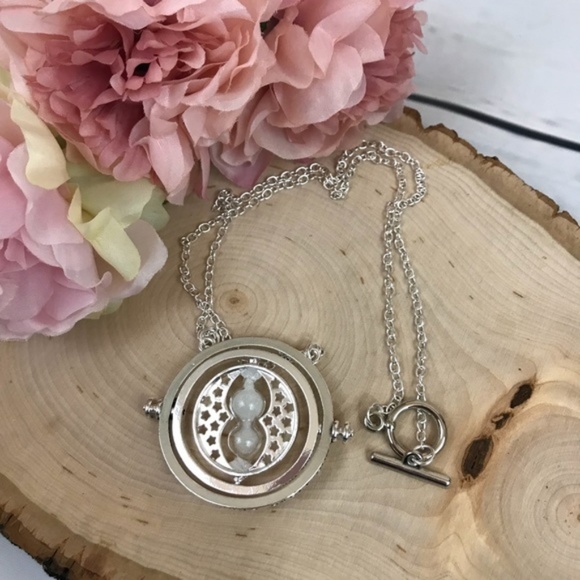 3/$30 Harry Potter Time Turner Silver Necklace - Picture 6 of 8